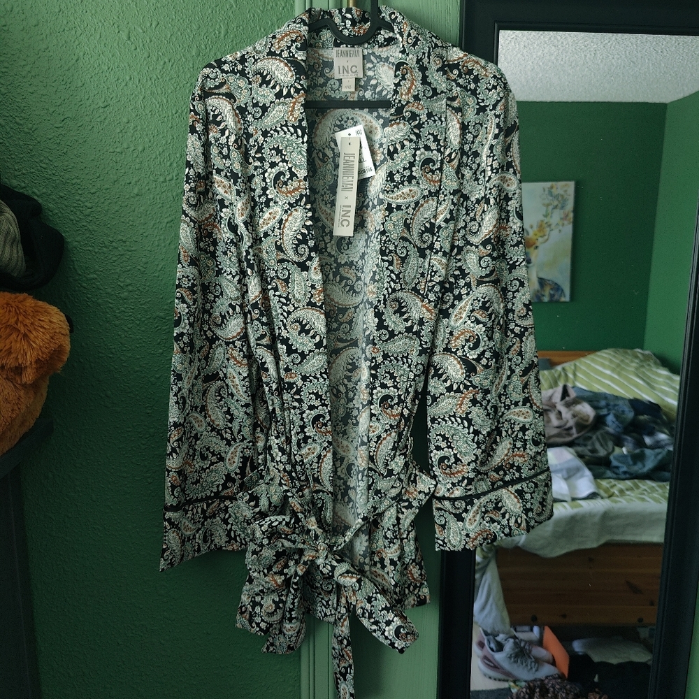NWT JEANNIE MAI X INC PAJAMA INSPIRED JACKET IN PAISLEY PRINT